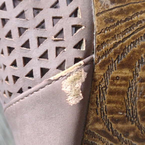 G by Guess Ladies Wedge Sandals 8.5 - Picture 8 of 8